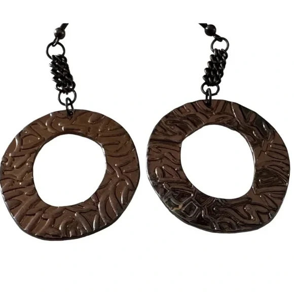 Attitudes around Hoop Copper Drop Earrings - Picture 5 of 6